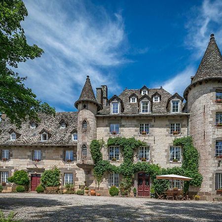 Chateau De Courbelimagne, Raulhac Bagian luar foto