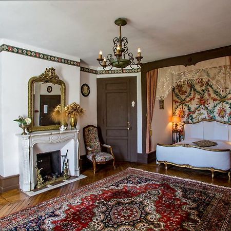 Chateau De Courbelimagne, Raulhac Bagian luar foto