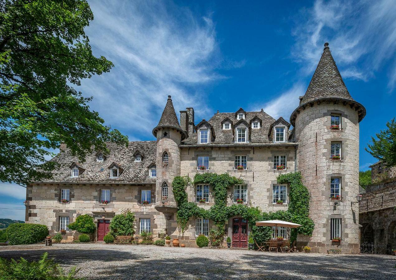 Chateau De Courbelimagne, Raulhac Bagian luar foto