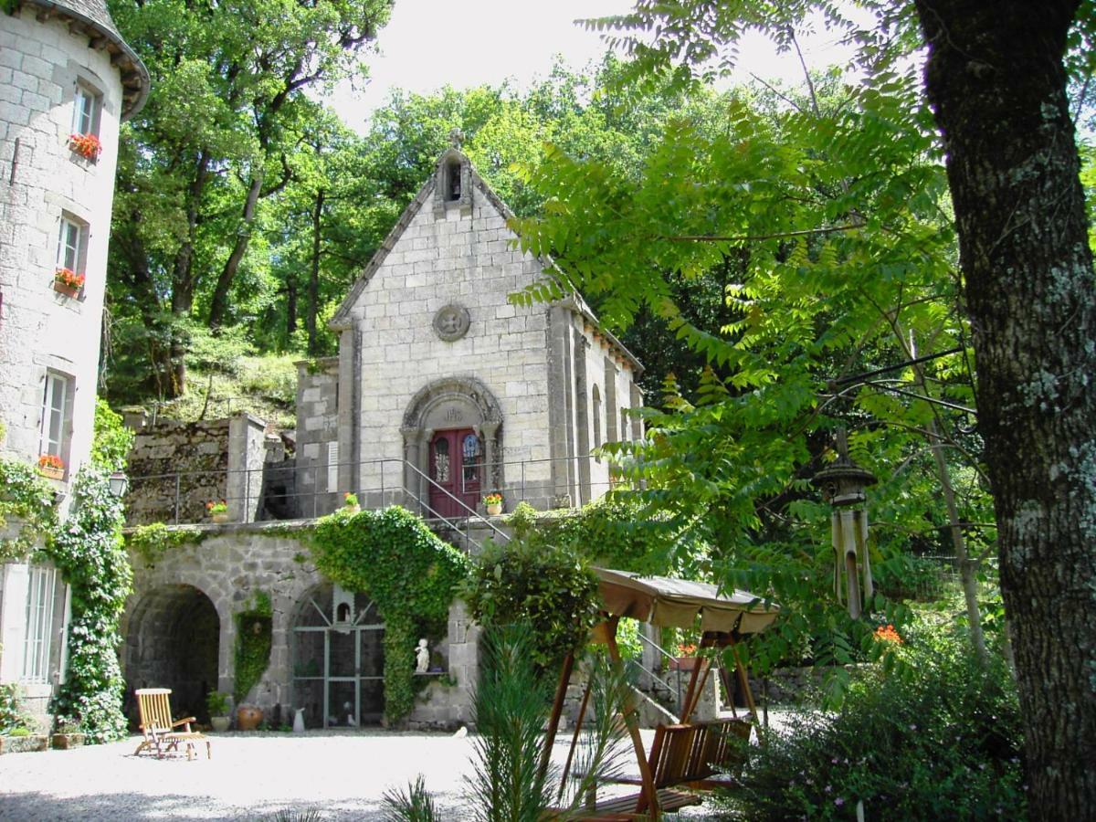 Chateau De Courbelimagne, Raulhac Bagian luar foto